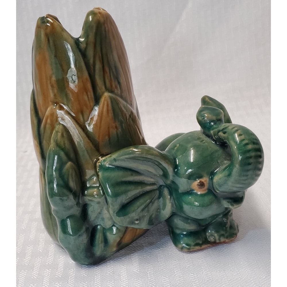 Vintage Lucky Elephant  Berrys  Planter Bamboo Majolica glazed